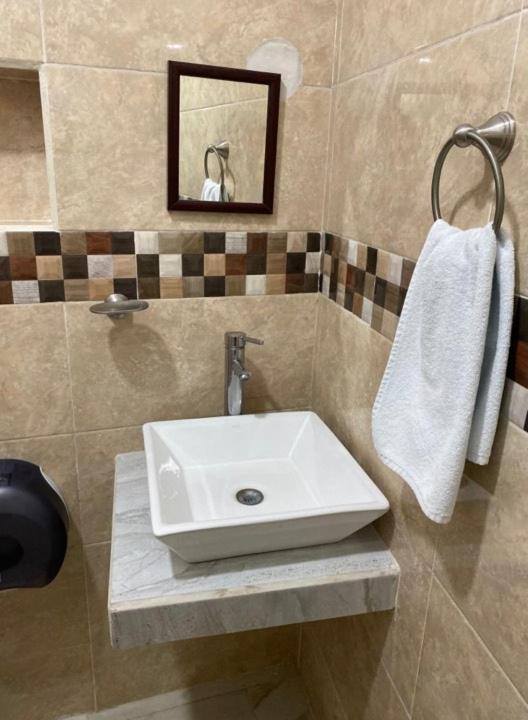 Chak Sol Hotel *
